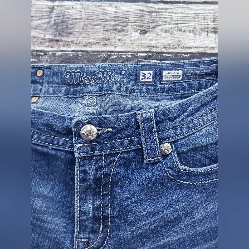 MissMe Jeans Women's Size 32 Mid-Rise Boot Cut - Picture 4 of 5